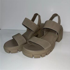 Madden Girl Harley Platform Sandals in Sand Size 10 - 3” Heel